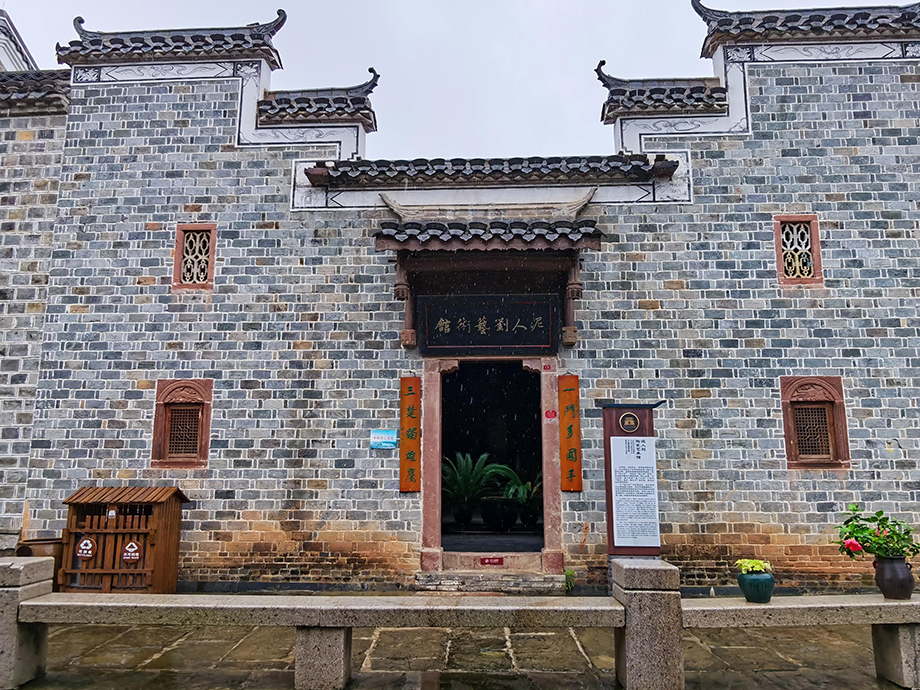 大鴻昌布莊